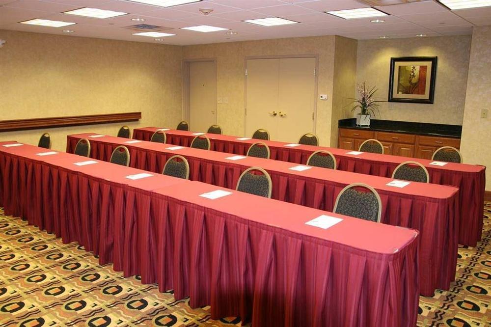 Hampton Inn & Suites Давенпорт Удобства фото